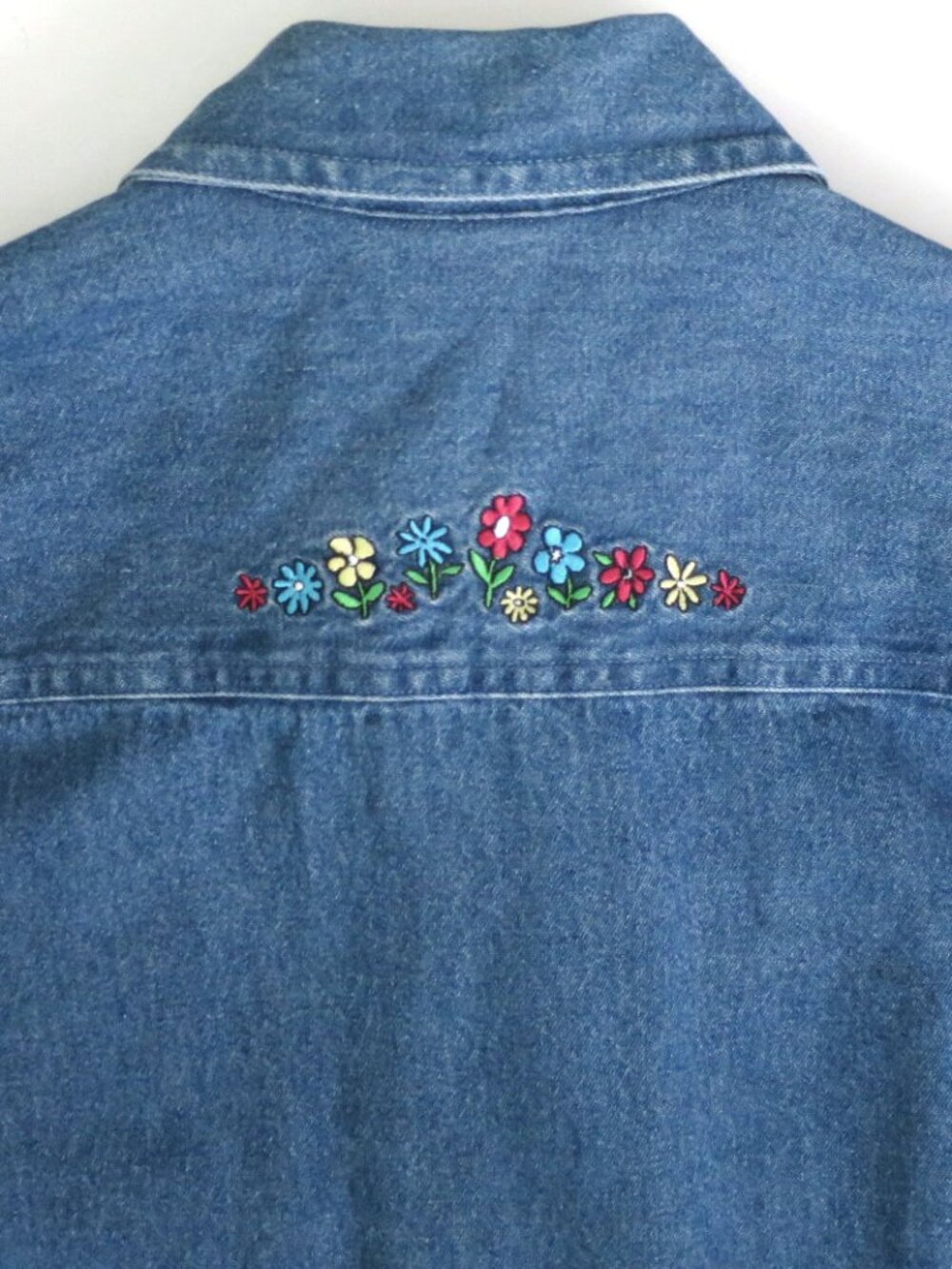 Vintage Winnie The Pooh Embroidered Denim Button Down Shirt Size S - Picture 8 of 10